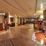 Hotel Western Dei Cavalieri 4*