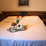 Western Dei Cavalieri Hotel