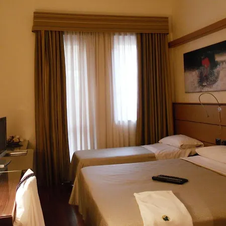 Отель Western Dei Cavalieri