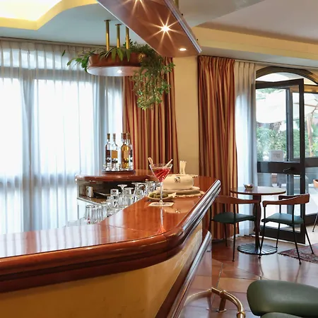 Hotel Western Dei Cavalieri 4*
