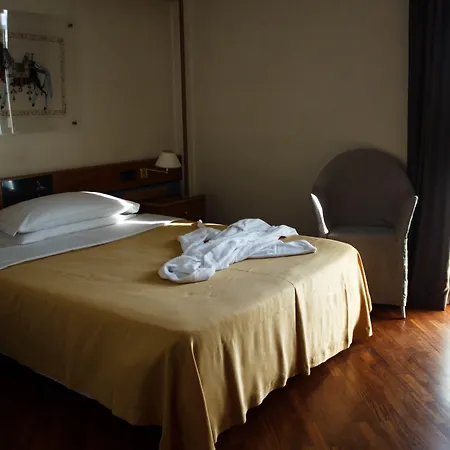 Western Dei Cavalieri 4* Barletta