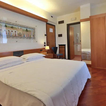 Hotel Western Dei Cavalieri Barletta