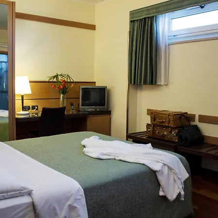 Western Dei Cavalieri Hotel 4*