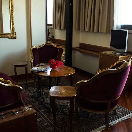 Western Dei Cavalieri Hotel 4*