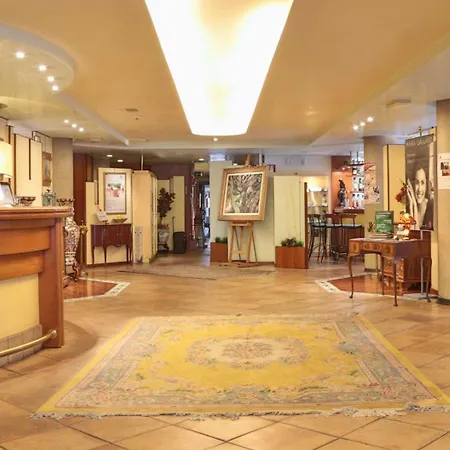 Hotel Western Dei Cavalieri 4*