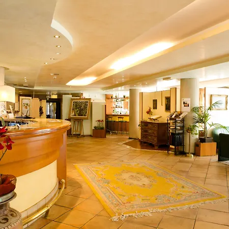 Western Dei Cavalieri 4* بارليتا