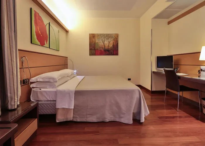 Hotel Western Dei Cavalieri 4*
