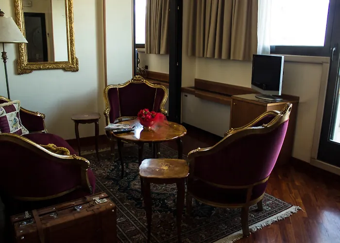 Western Dei Cavalieri Hotel 4*