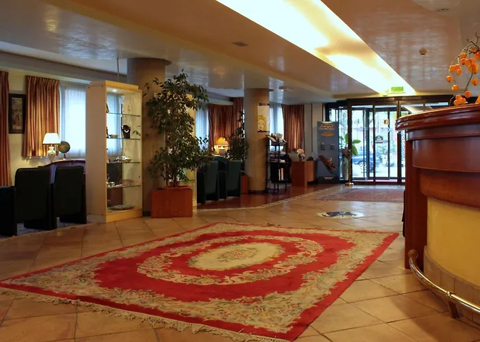 Western Dei Cavalieri Hotel 4*